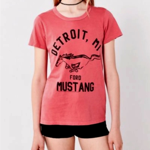 ⛔️ SOLD ⛔️ NWOT Junk Food Detroit Mustang Tee - Picture 1 of 6